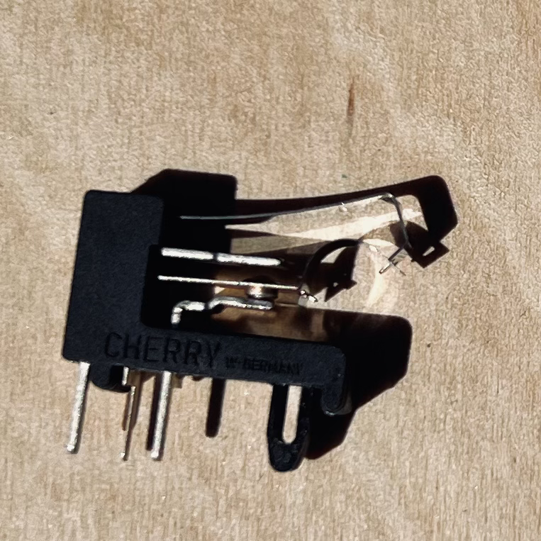 ATARI C014387 - Interlock Switch - NOS